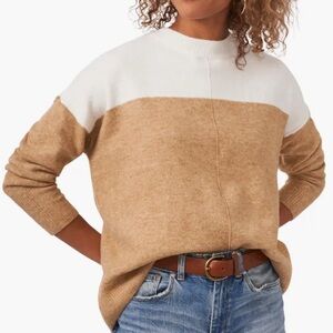 Vince Camuto Tan and White Colorblock Sweater Medium